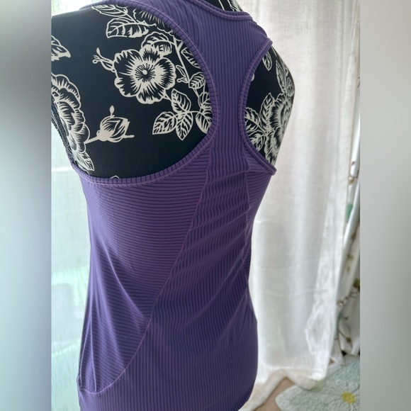 Active Fit sportswear - Picture 2 of 7